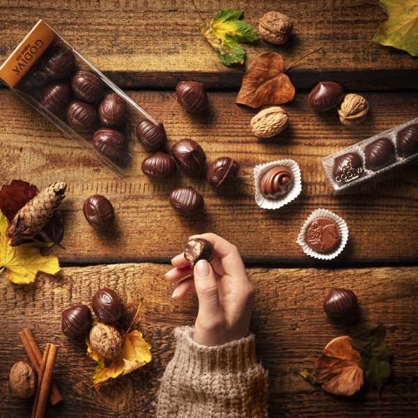 godiva-fall_social_media_3