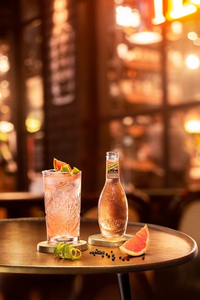 Schweppes_paloma_pomelo_tumbler_alcool